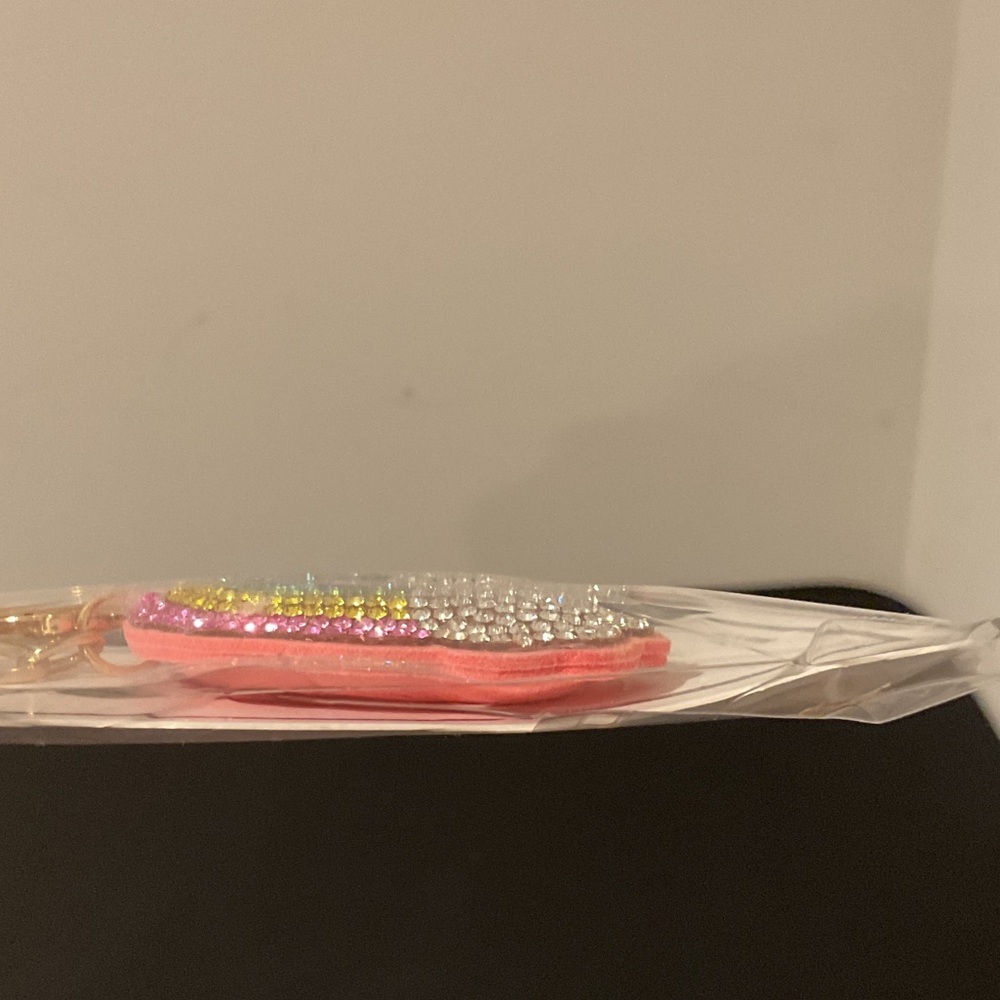 Michelle Collection Rainbow Crystal Keychain. 🆕 - Picture 2 of 3